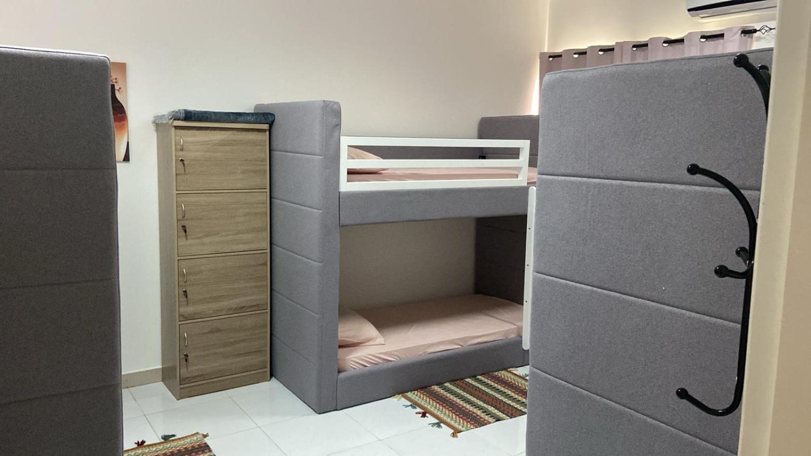 Legacy Hostel Маскат Екстериор снимка