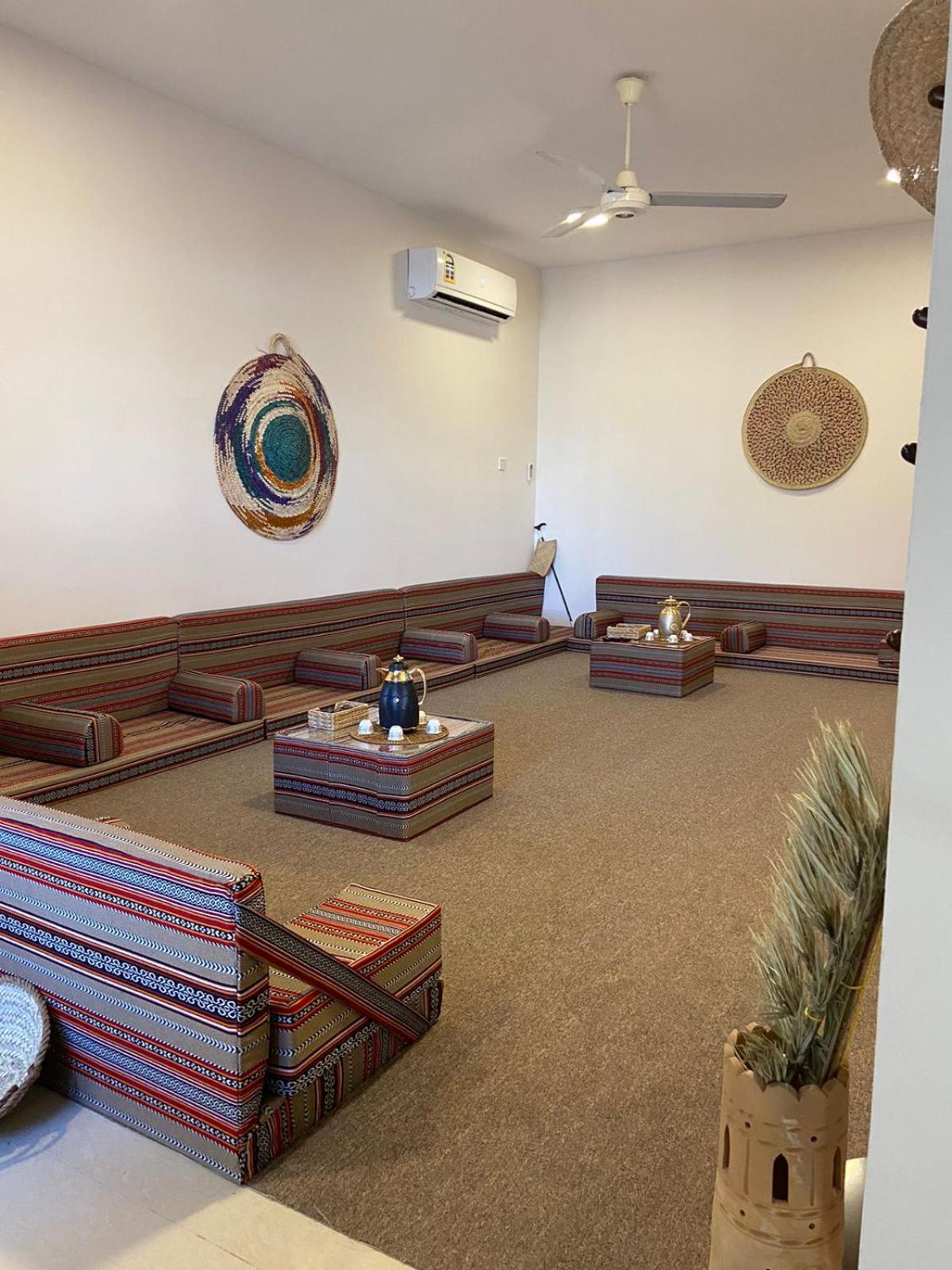 Legacy Hostel Маскат Екстериор снимка